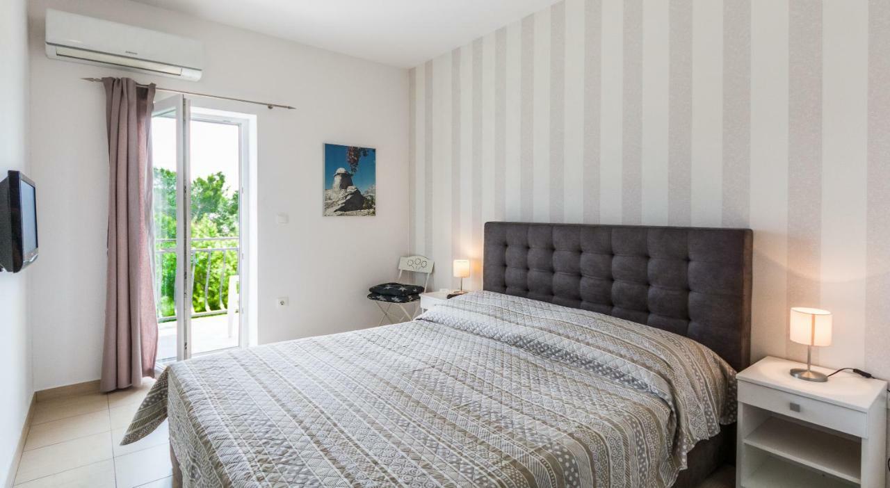 Rooms & Apartments Bruno Split Luaran gambar